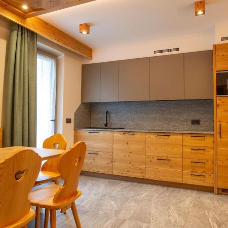 Dolomites Chalet Wolf Molveno Eksteriør billede
