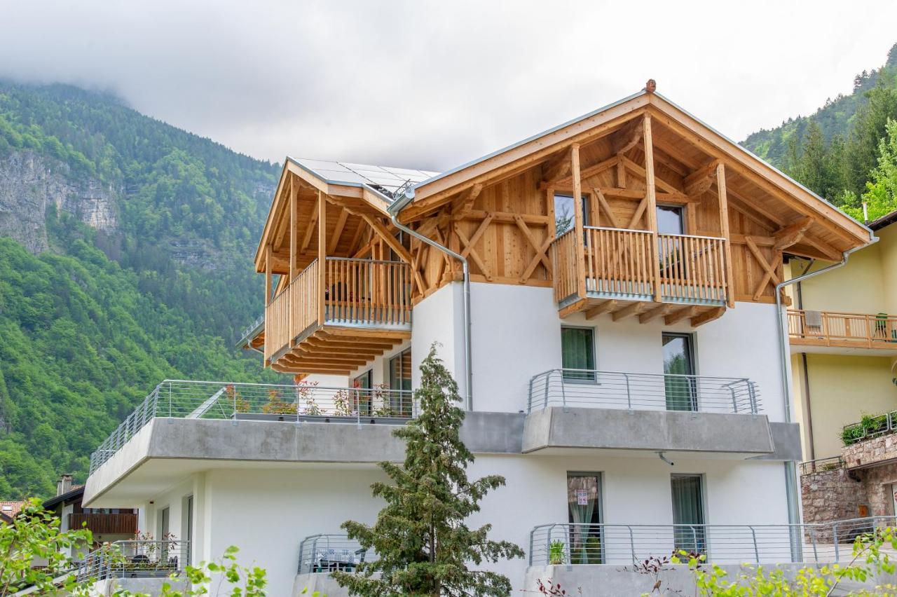 Dolomites Chalet Wolf Molveno Eksteriør billede